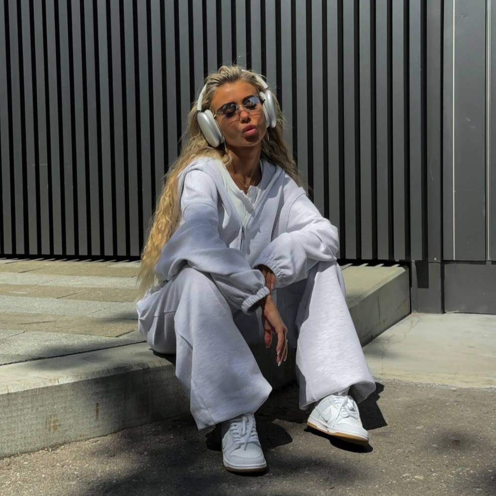 Women's Streetwear Hooded Zip Cardigan & Jogger Pants 2-Piece Set