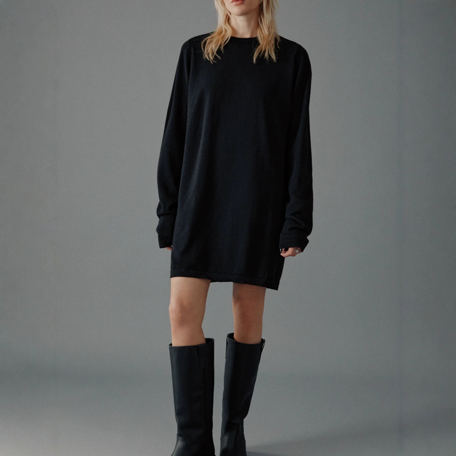 Women's Solid Crewneck Long Sleeve Bodycon Mini Dress