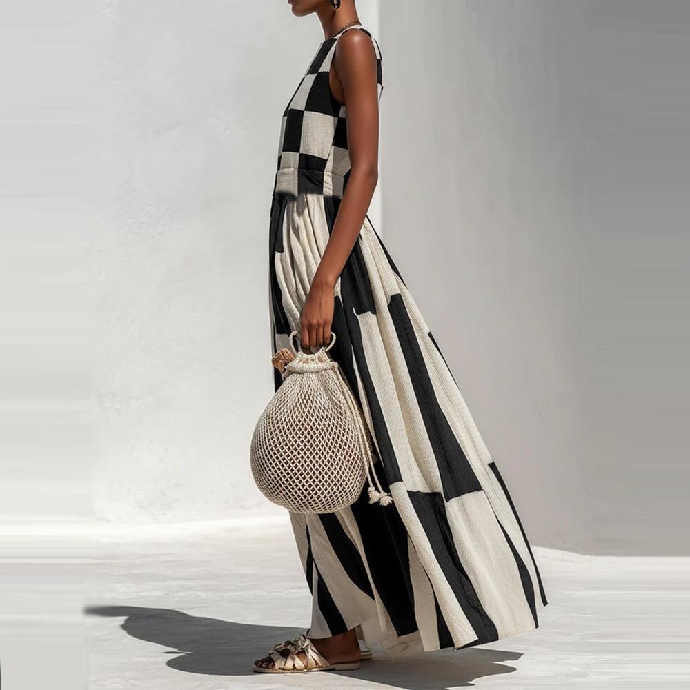 Sleeveless Black and White Plaid Long Dress