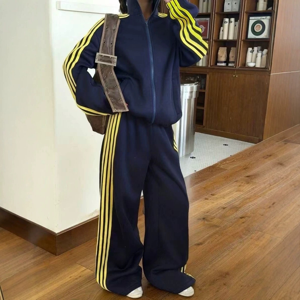 Women's Cotton Colorblock Striped Tracksuit with Zip-Up Cropped Jacket and Wide-Leg Pants
