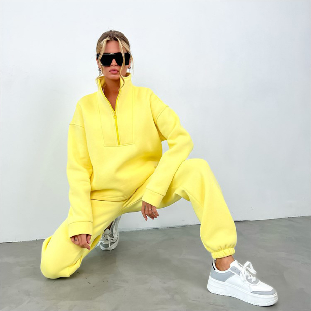 Women's Long Sleeve Stand Collar Zip Two-Piece Tracksuit Set