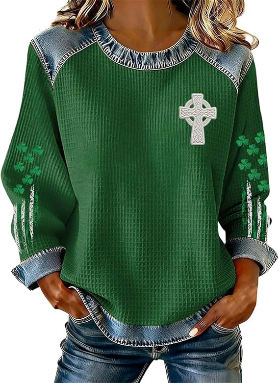 Women's Clover Print Waffle Knit Crewneck Sweatshirt