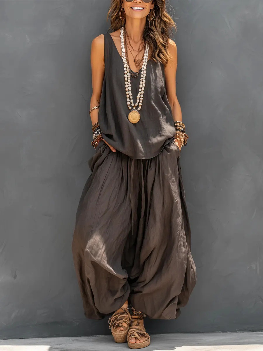 Solid V-Neck Sleeveless Tank Top Two-Piece Set