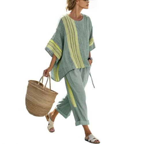 Bohemian Print Women's Two-Piece Set with Crew Neck, Three-Quarter Sleeves, and Cropped Pants