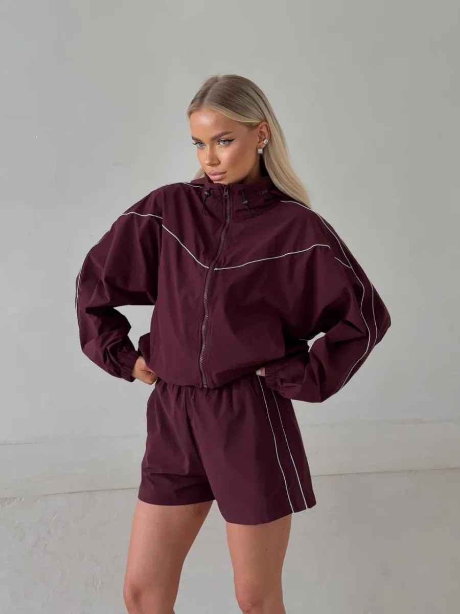Women's Solid Color Zip-Up Cardigan and Elastic Shorts Two-Piece Set