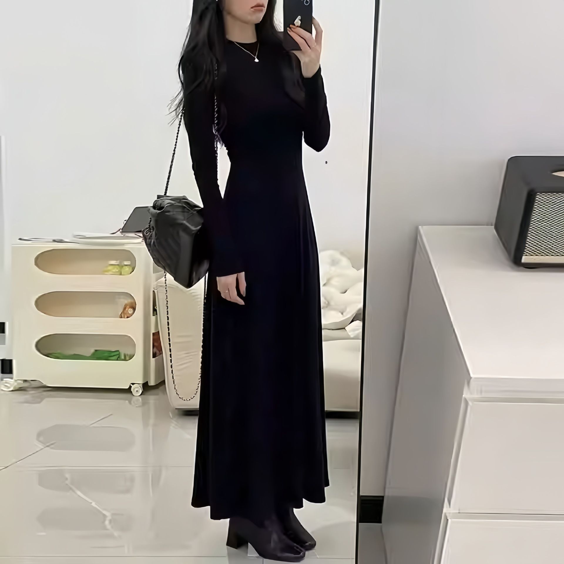 Hepburn Style Black Long Sleeve Dress French Waist-Slimming A-Line Long Dress
