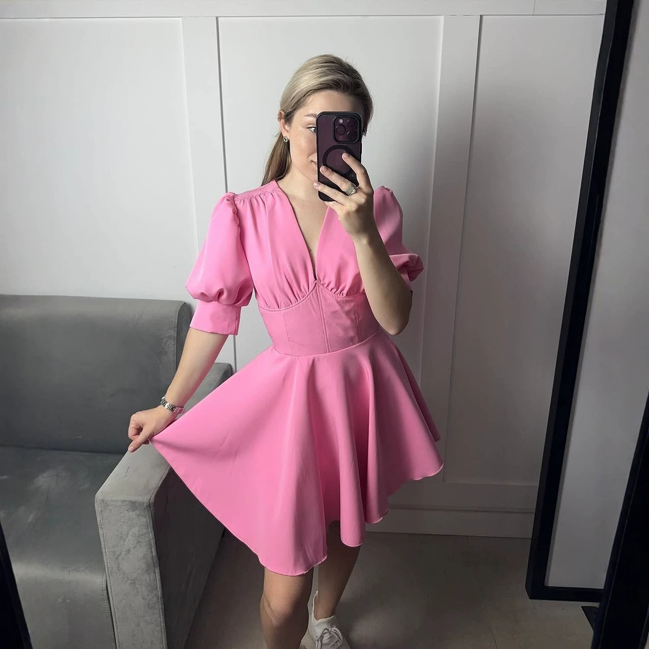 Pink Puff Sleeve V-Neck Waist-Cinching Slimming Solid Color Dress