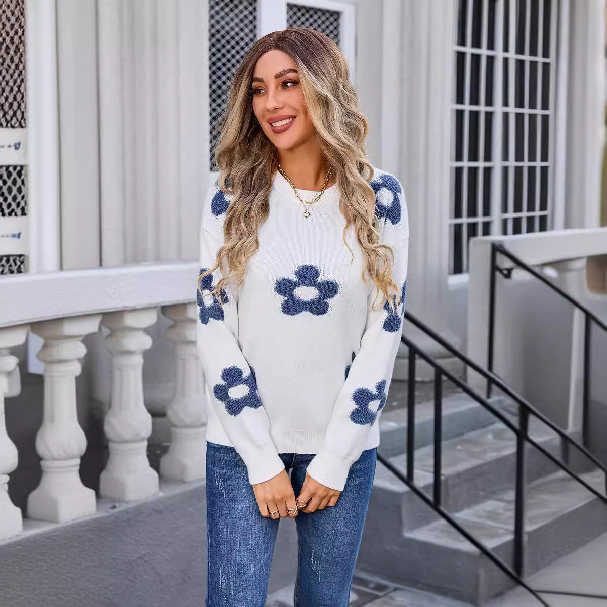 Women's Floral Plus Size Pullover Sweater