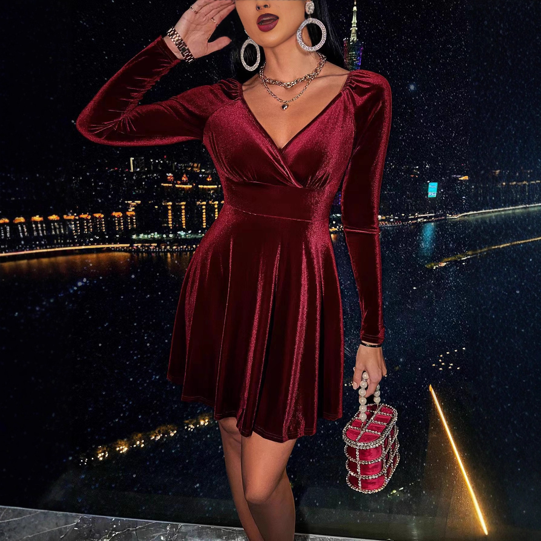 Long Sleeve Velvet A-Line Cocktail Dress Elegant Slimming Party Dress