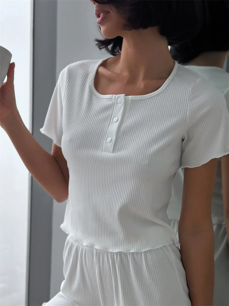 Women's Short Sleeve Pajama Set with Shorts Crew Neck Pullover Loungewear