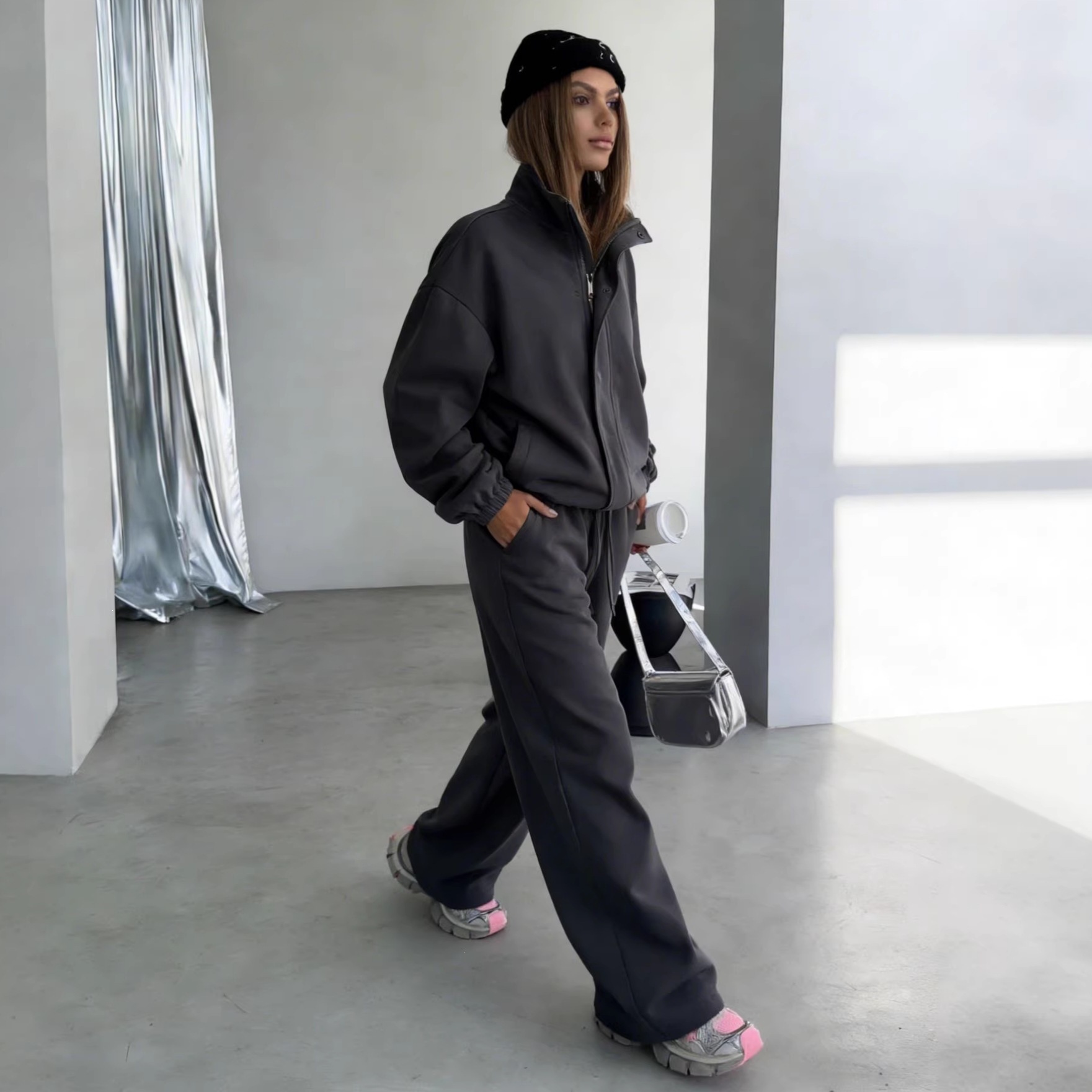 Minimalist Two-Piece Set: Zip-Up Stand Collar Jacket & Wide-Leg Pants