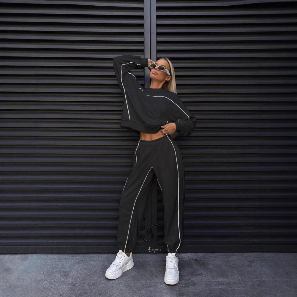 Women's Streetwear Long Sleeve Line Detail Sweatshirt and Pants Two-Piece Set
