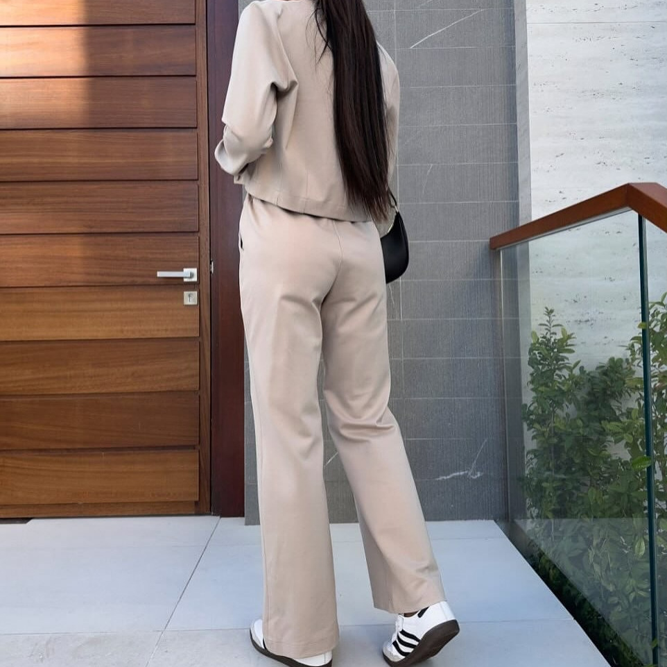 Women's Casual Long-Sleeve Blazer and Pants Set Solid Color Commuter Outfit