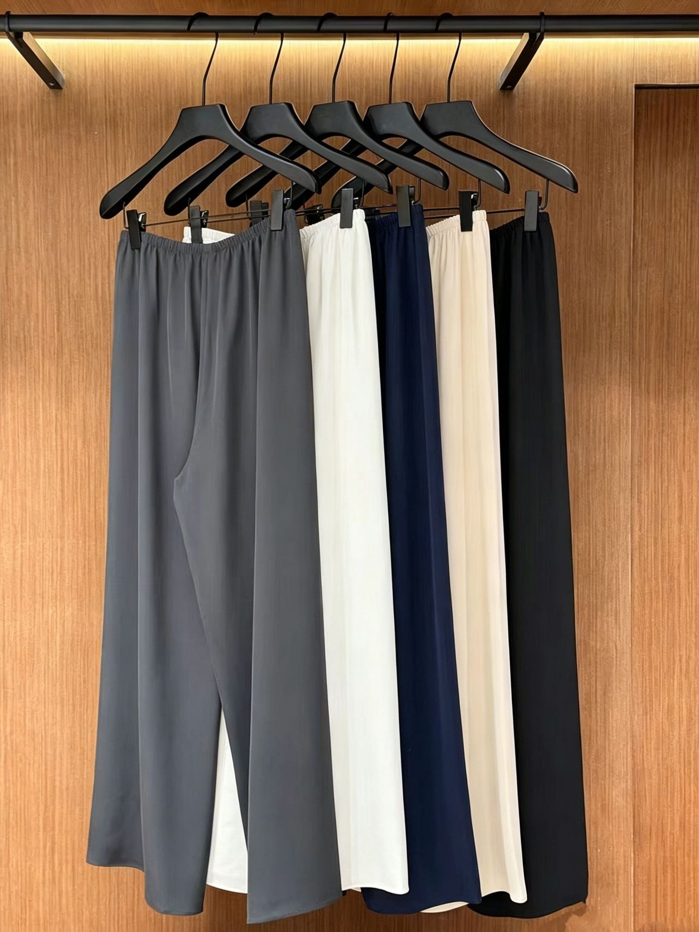 Women's Textured Twill Wide-Leg Casual Pants with Drape