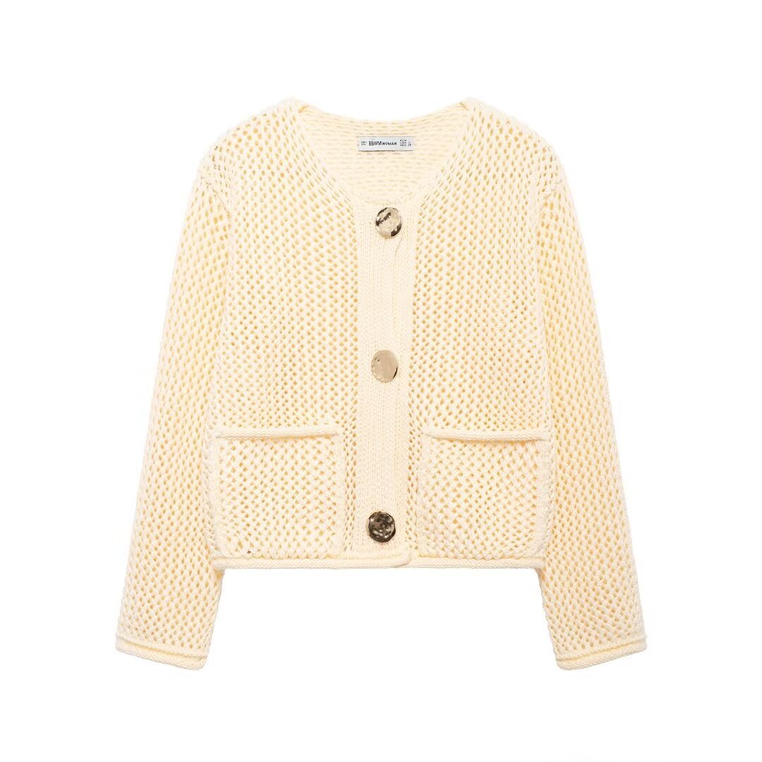 Women's Solid Color Button-Up Knit Cardigan with Pockets Crew Neck Long Sleeve Chunky Sweater Coat