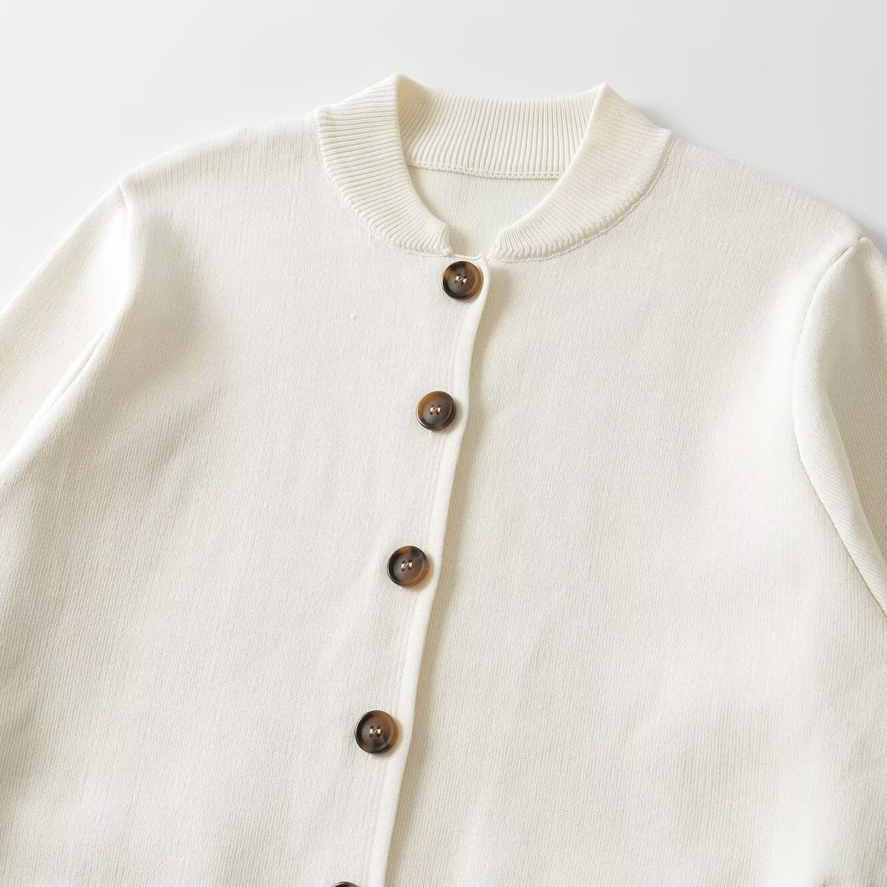 Women's Loose Fit Solid Color Button-Front Cardigan Jacket