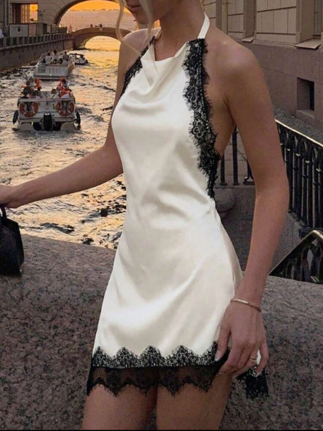 Sexy Deep V-Neck Lace Bodycon Mini Dress