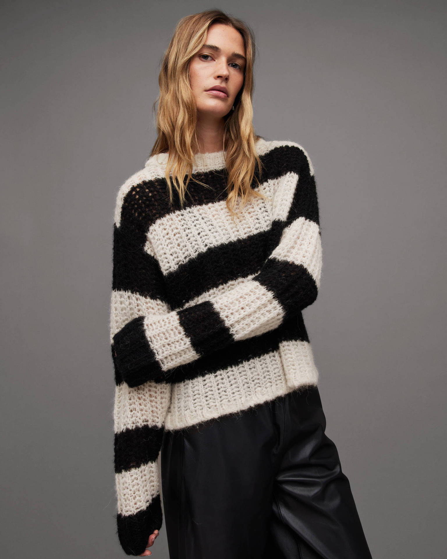 Women's Color-Block Striped Crewneck Pullover Sweater