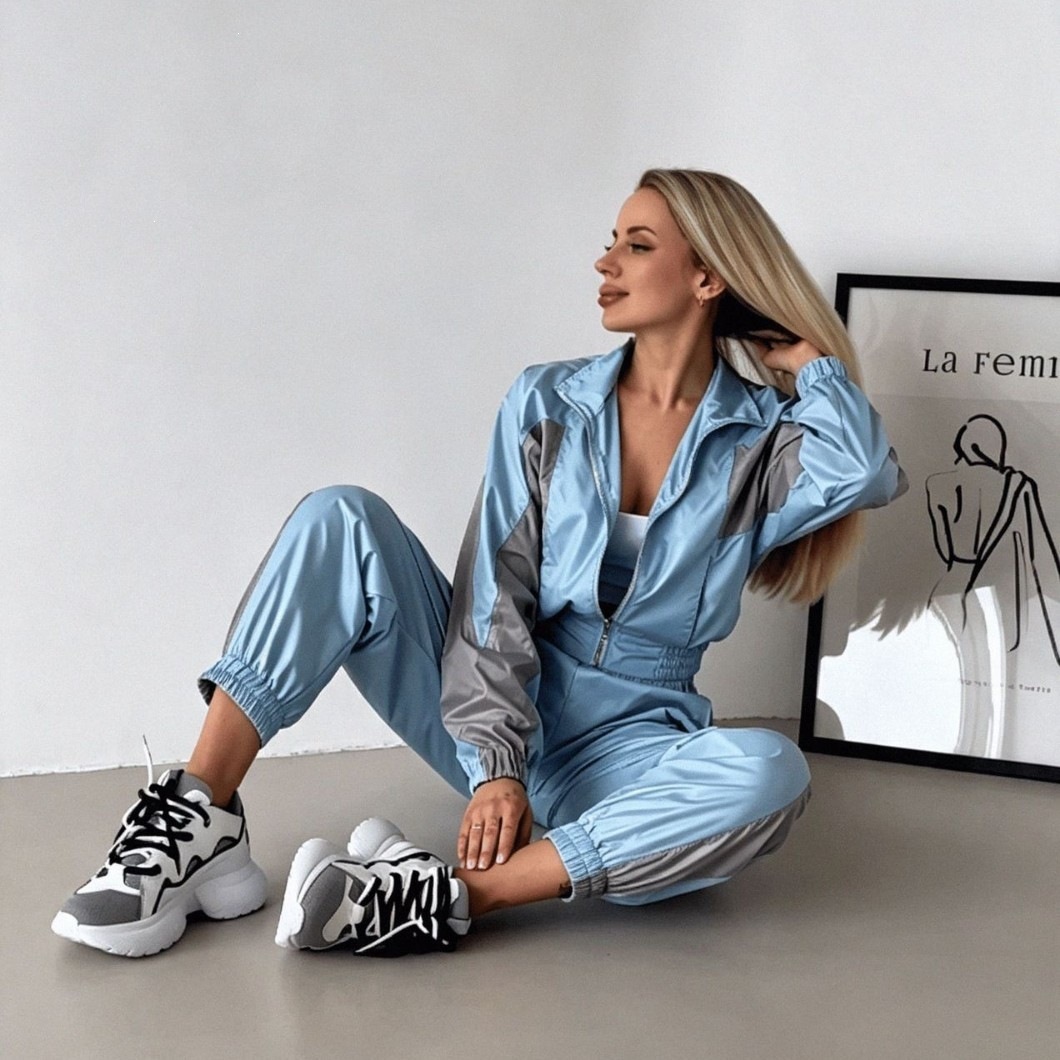 Colorblock Two-Piece Set: Cropped Zip Jacket & Jogger Pants