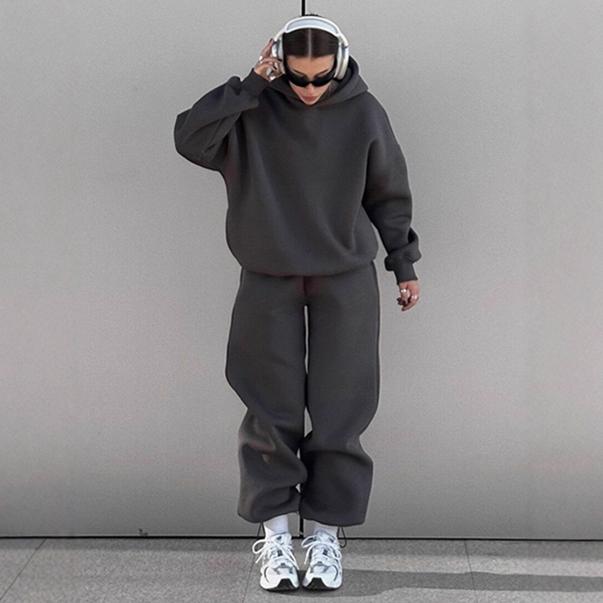 Women's Casual Sporty Hoodie and Skinny Pants Two-Piece Set