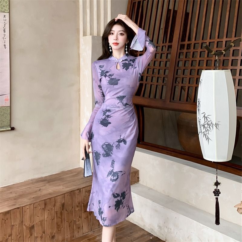 Purple Floral Print Qipao Dress with Long Sleeves and Waist-Cinching Design