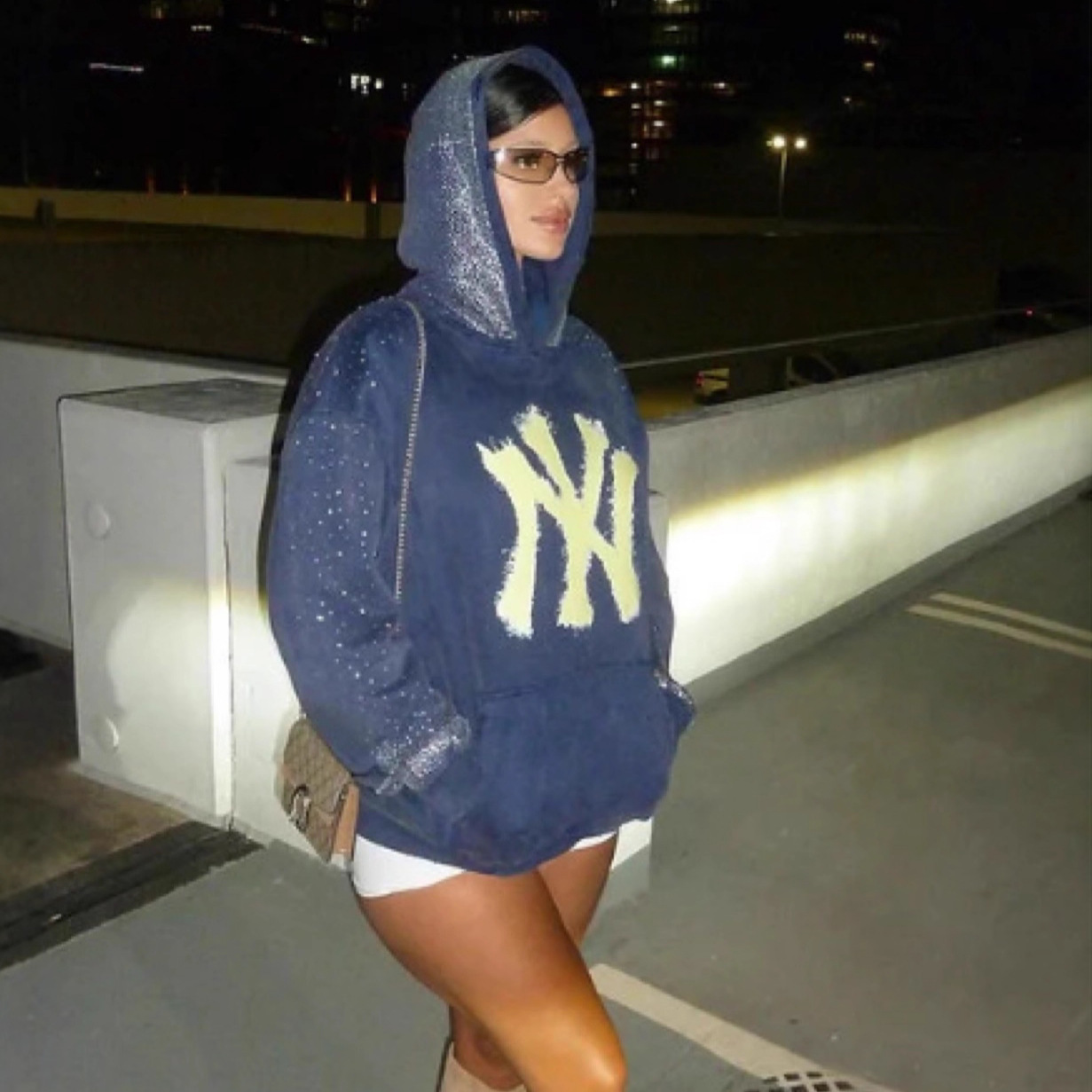 Women's Loose Hooded Long-Sleeve Rhinestone Hoodie with Pockets