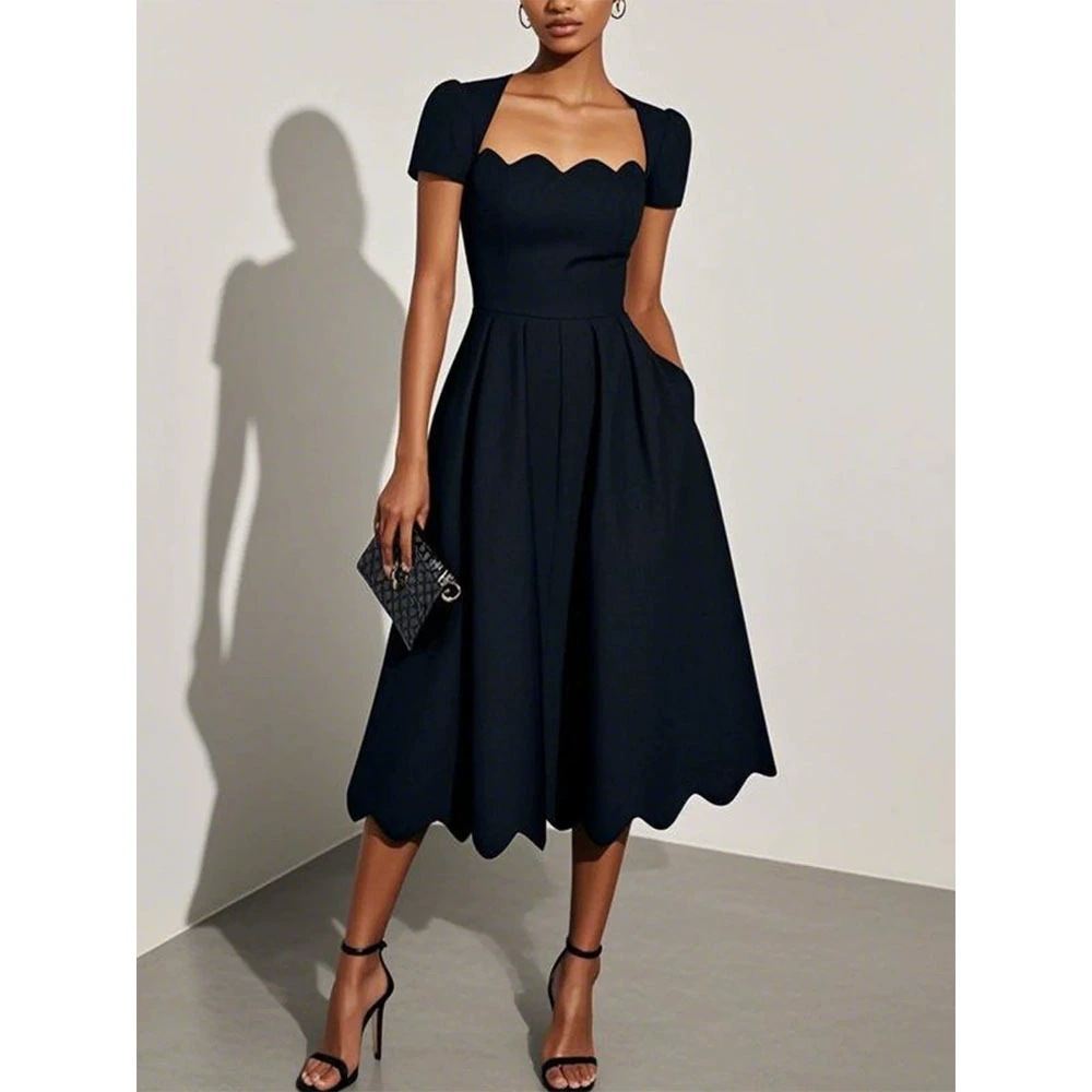 Women's Short Sleeve Square Neck Dress with Digital Print