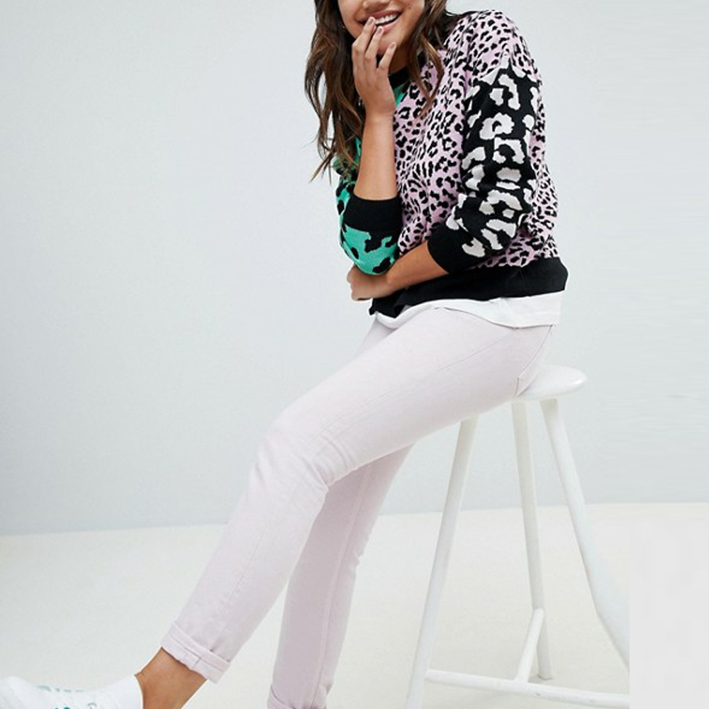 Leopard Print Long Sleeve Crewneck Knit Sweater