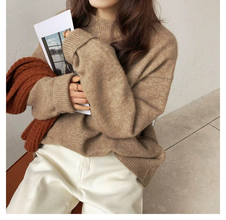 Women's Crewneck Solid Color Loose Knit Pullover Sweater