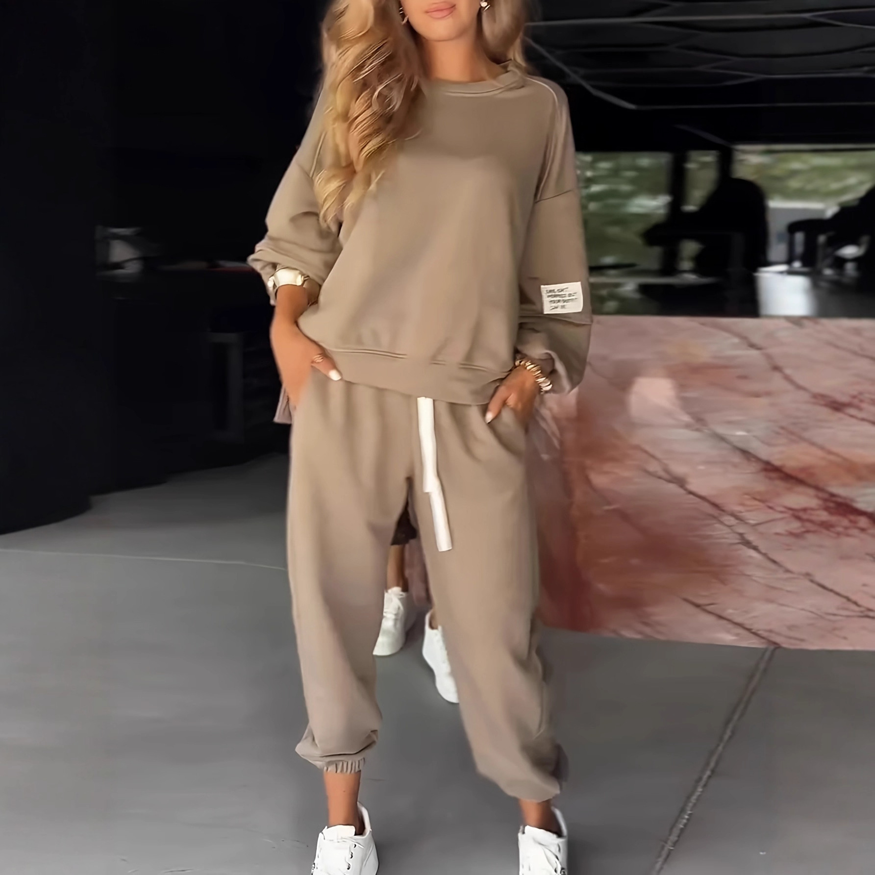 Women's Knit Two-Piece Set Long Sleeve Top & Wide-Leg Pocket Pants