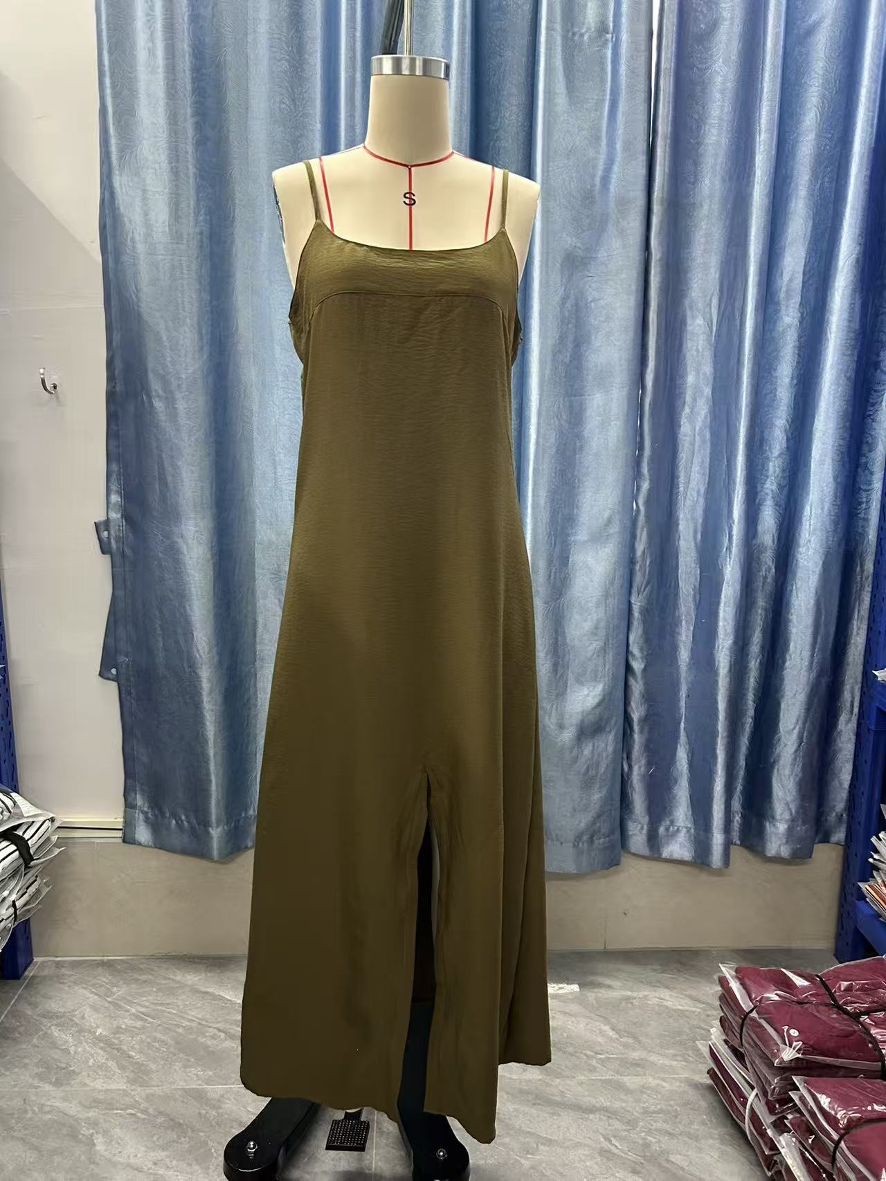 Women's Sleeveless Split Solid Color Cami Dress