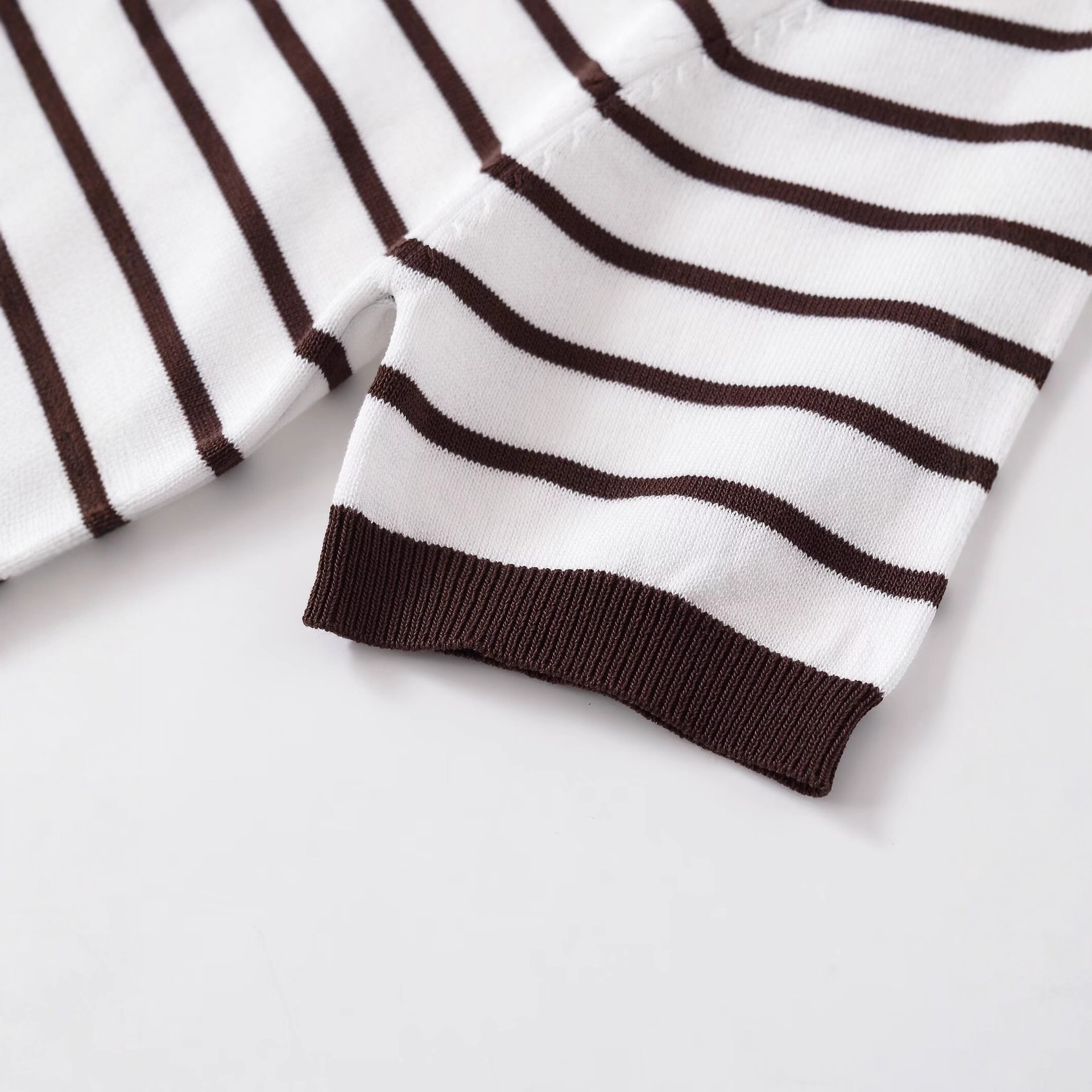 Women's Striped Knit Top Crew Neck Three-Quarter Sleeve