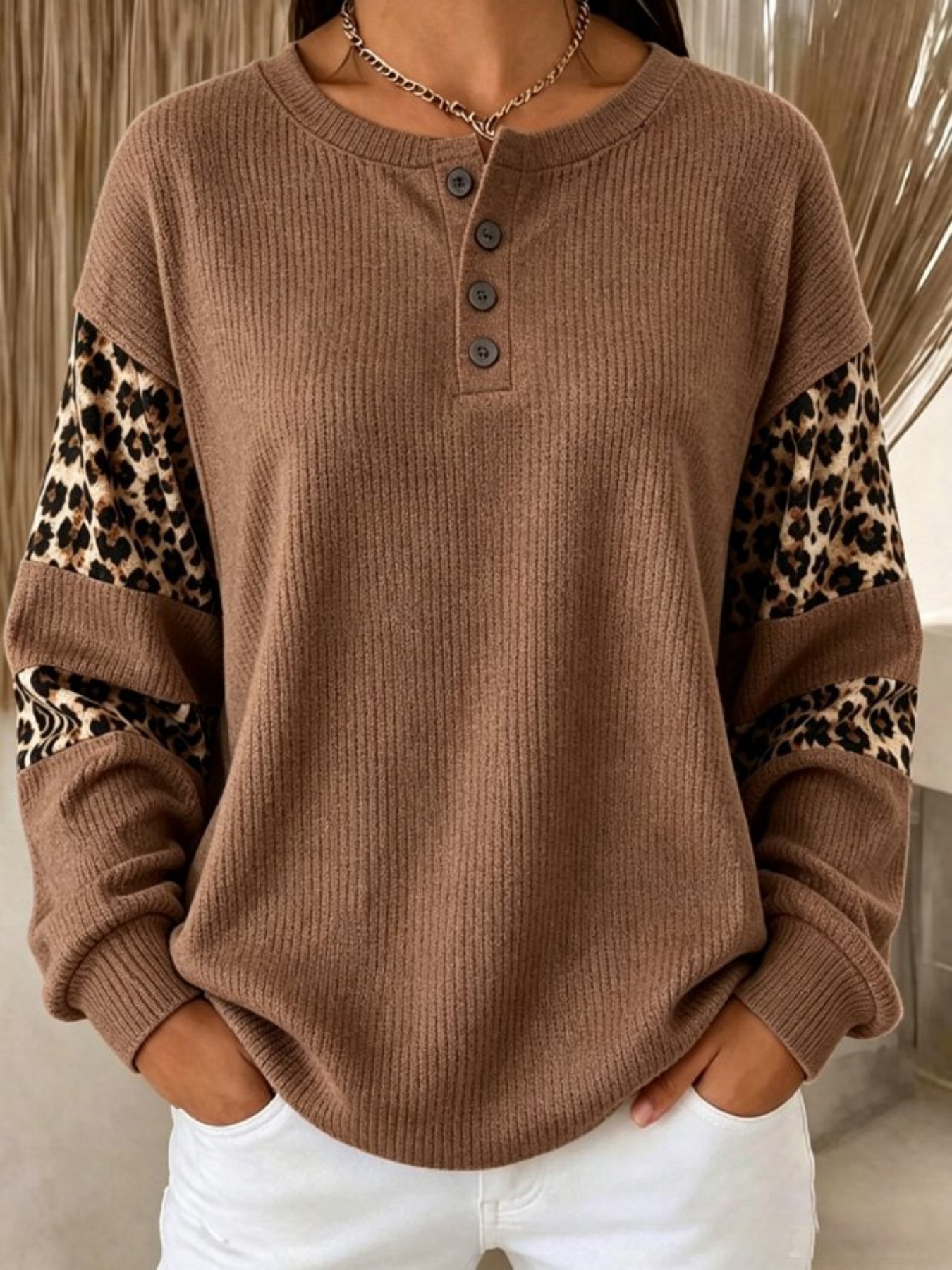 Women's Retro Color-Block Leopard Print Buttoned Sweatshirt
