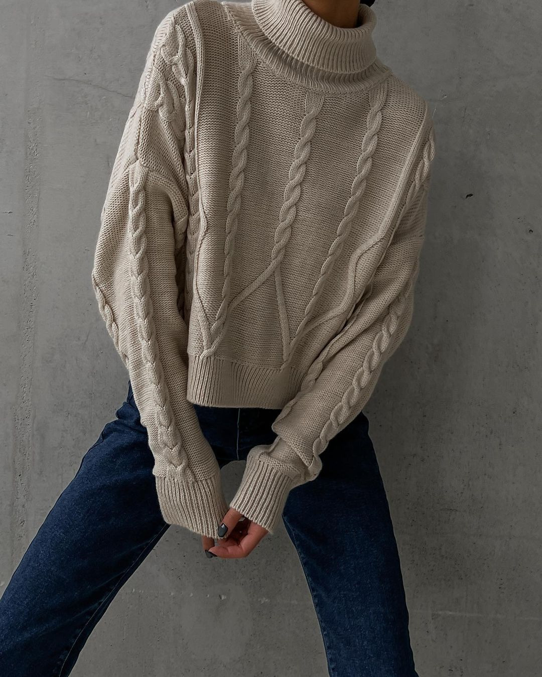 Cable-Knit Turtleneck Pullover Sweater with Diamond Jacquard