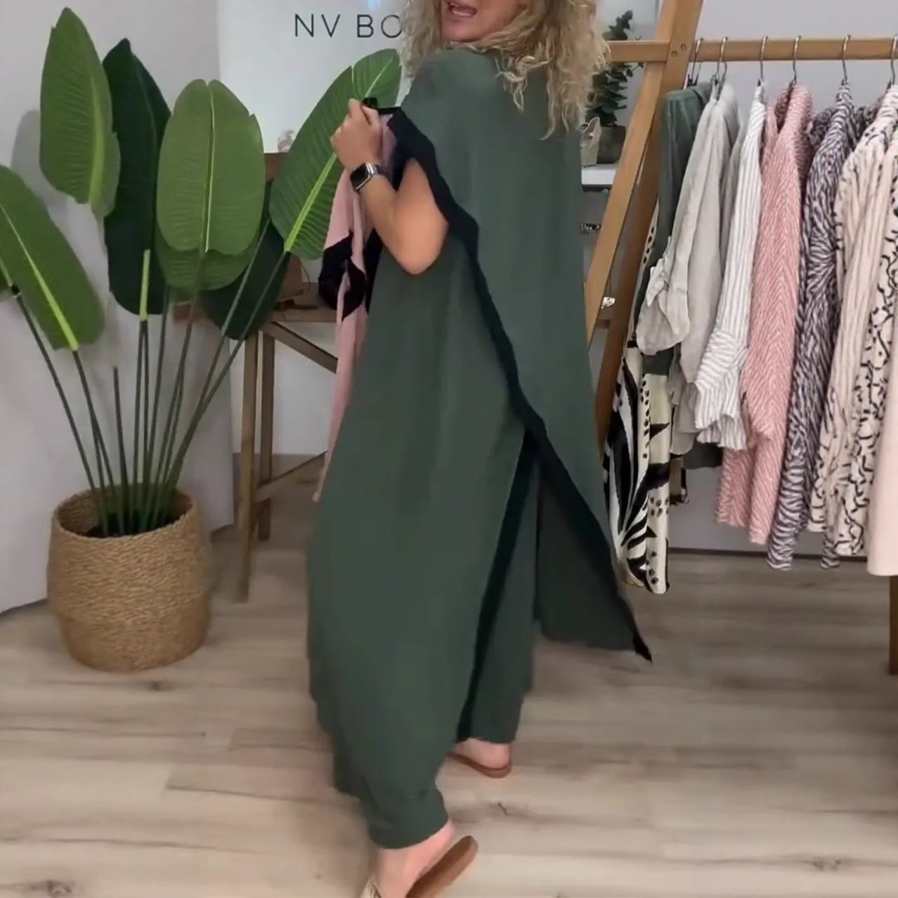 Color-Block Plus-Size Relaxed Long Dress Set