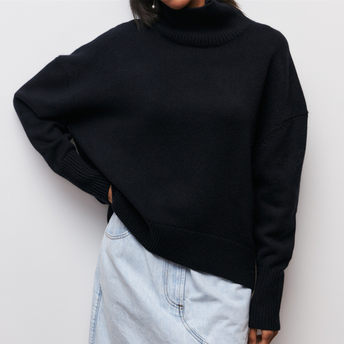 Women's Long Ribbed Turtleneck Sweater Loose Fit