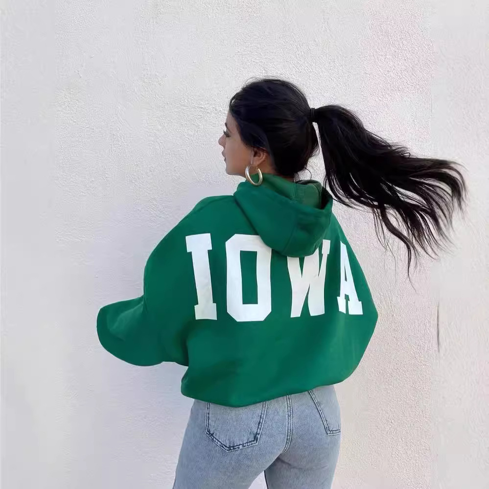 Fleece-Lined Hooded Graphic Cropped Sweatshirt for Women