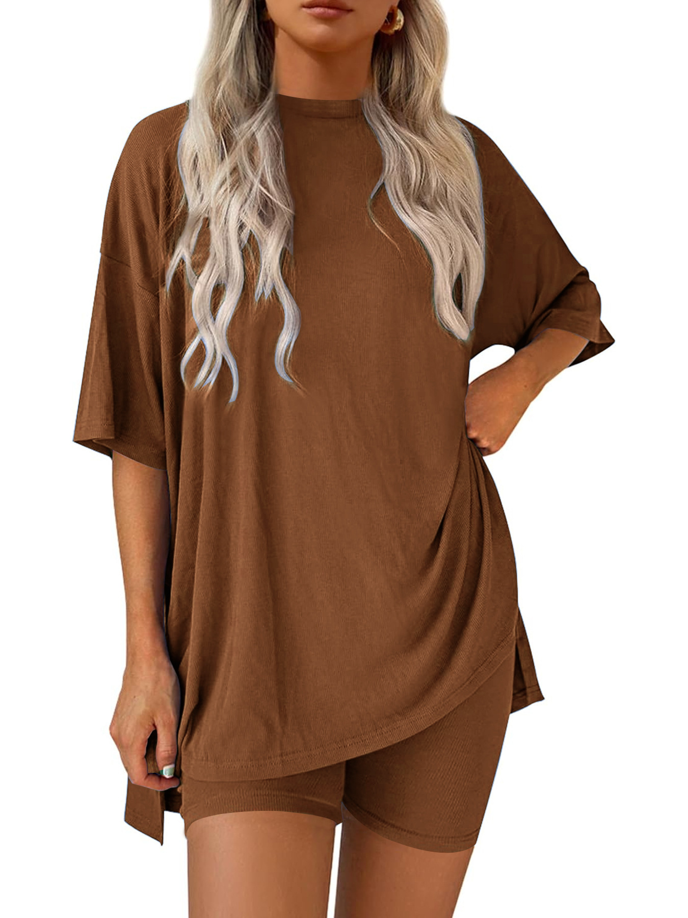 Relaxed Solid Color Short Sleeve Tee and Shorts Two-Piece Set