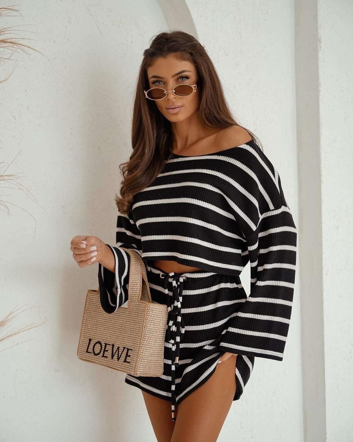 Women's Off-Shoulder Long Sleeve Shorts Two-Piece Set