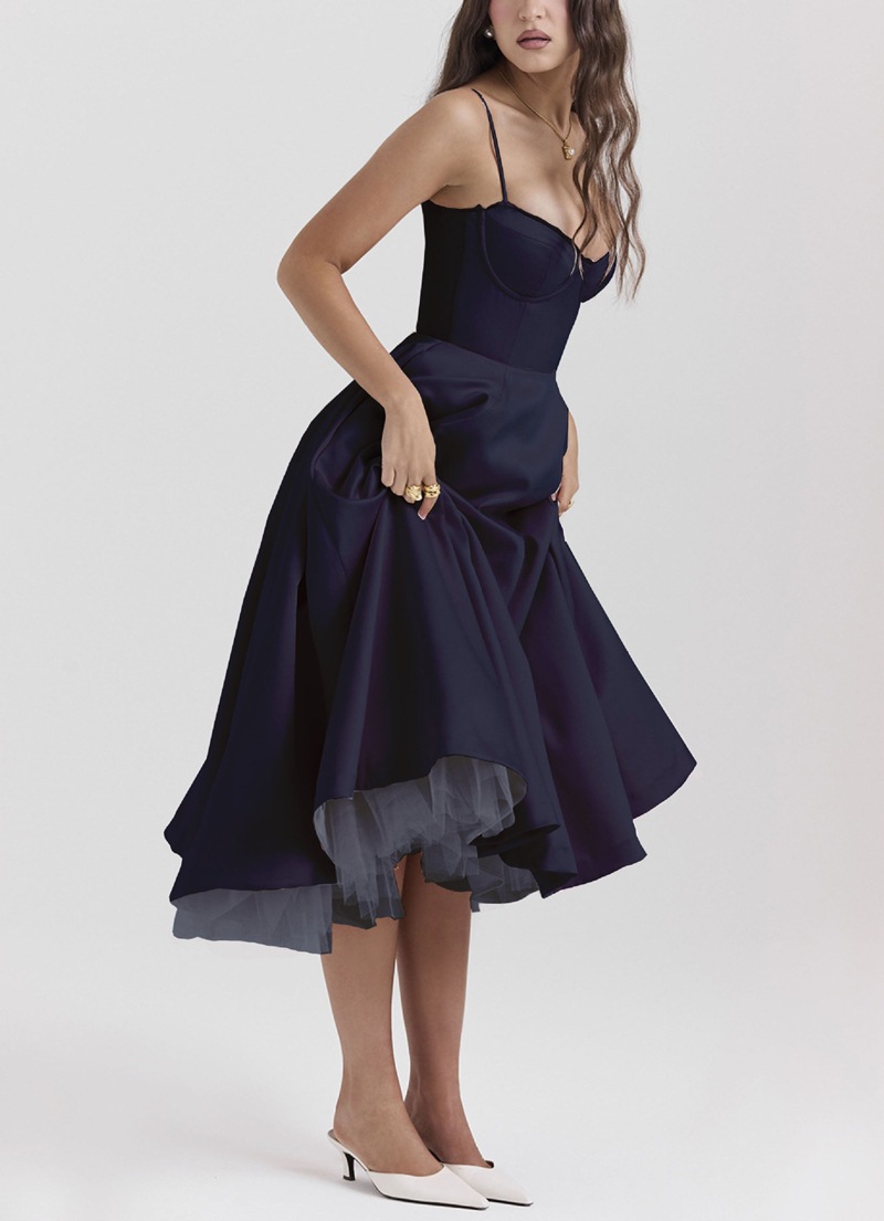 Sexy V-Neck Open-Back Sleeveless High-Waist Bubble Dress