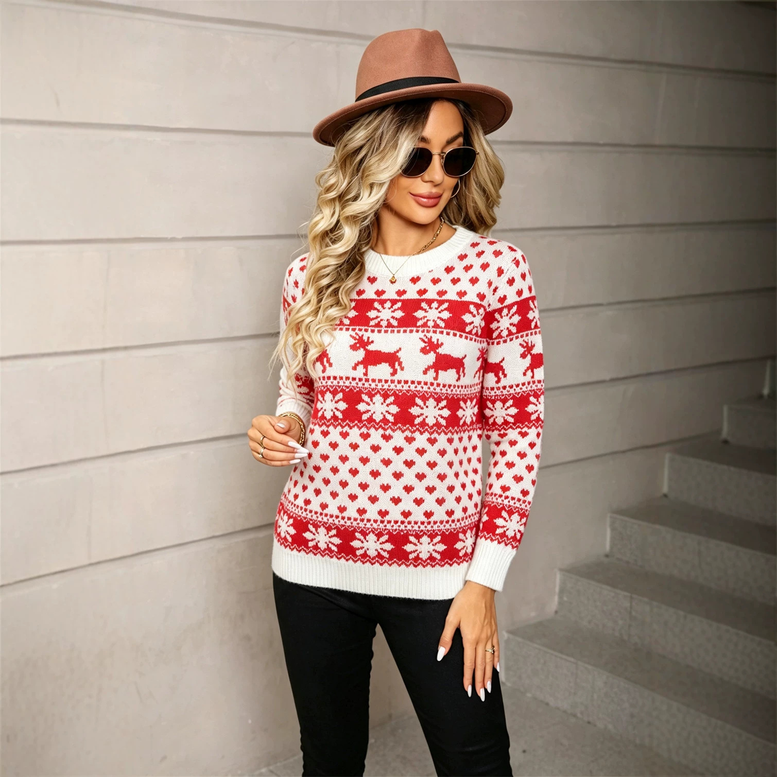 Women's Snowflake Reindeer Crewneck Pullover Sweater Plus Size