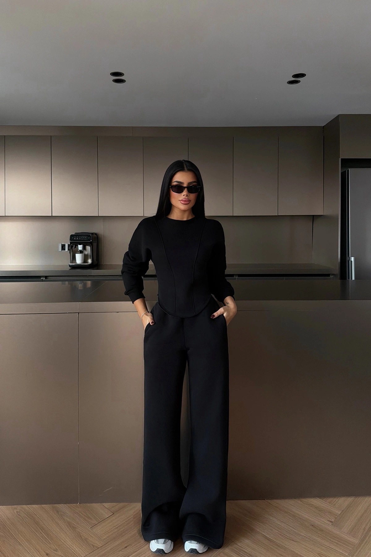 American Retro Cinched Waist Hoodie and Wide-Leg Pants Two-Piece Set