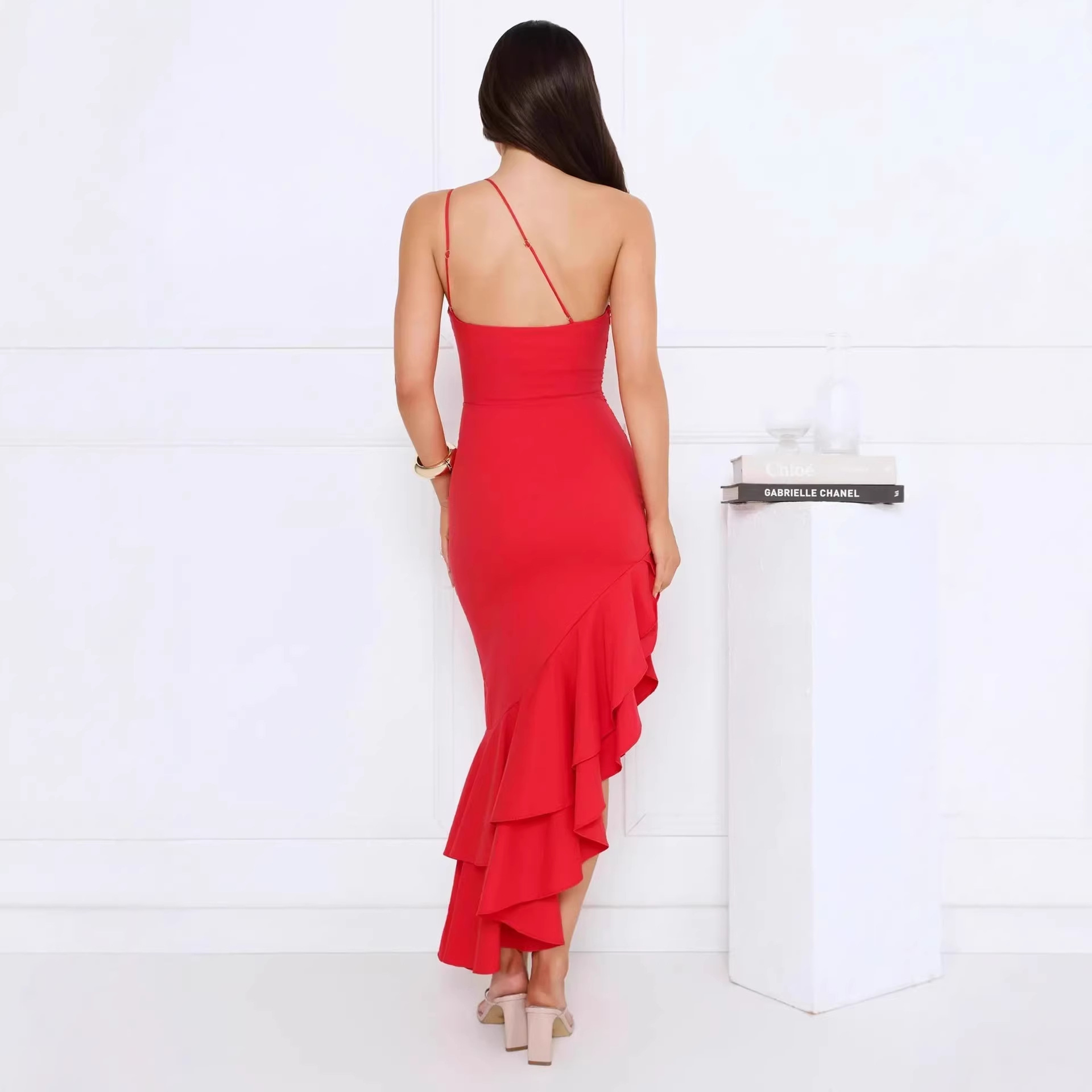 Women's Elegant Asymmetric One-Shoulder Midi Dress with Flowy Hem