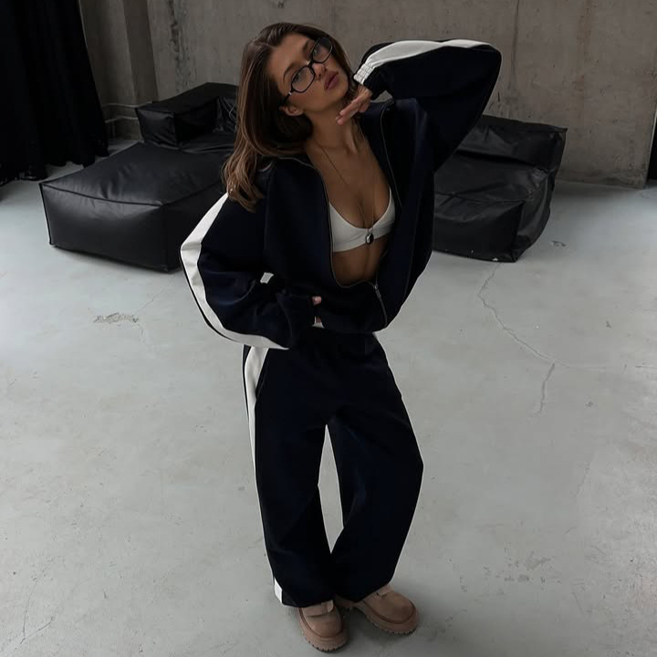 Women's Color-Block Long-Sleeve Sweatshirt & Pants Casual Set