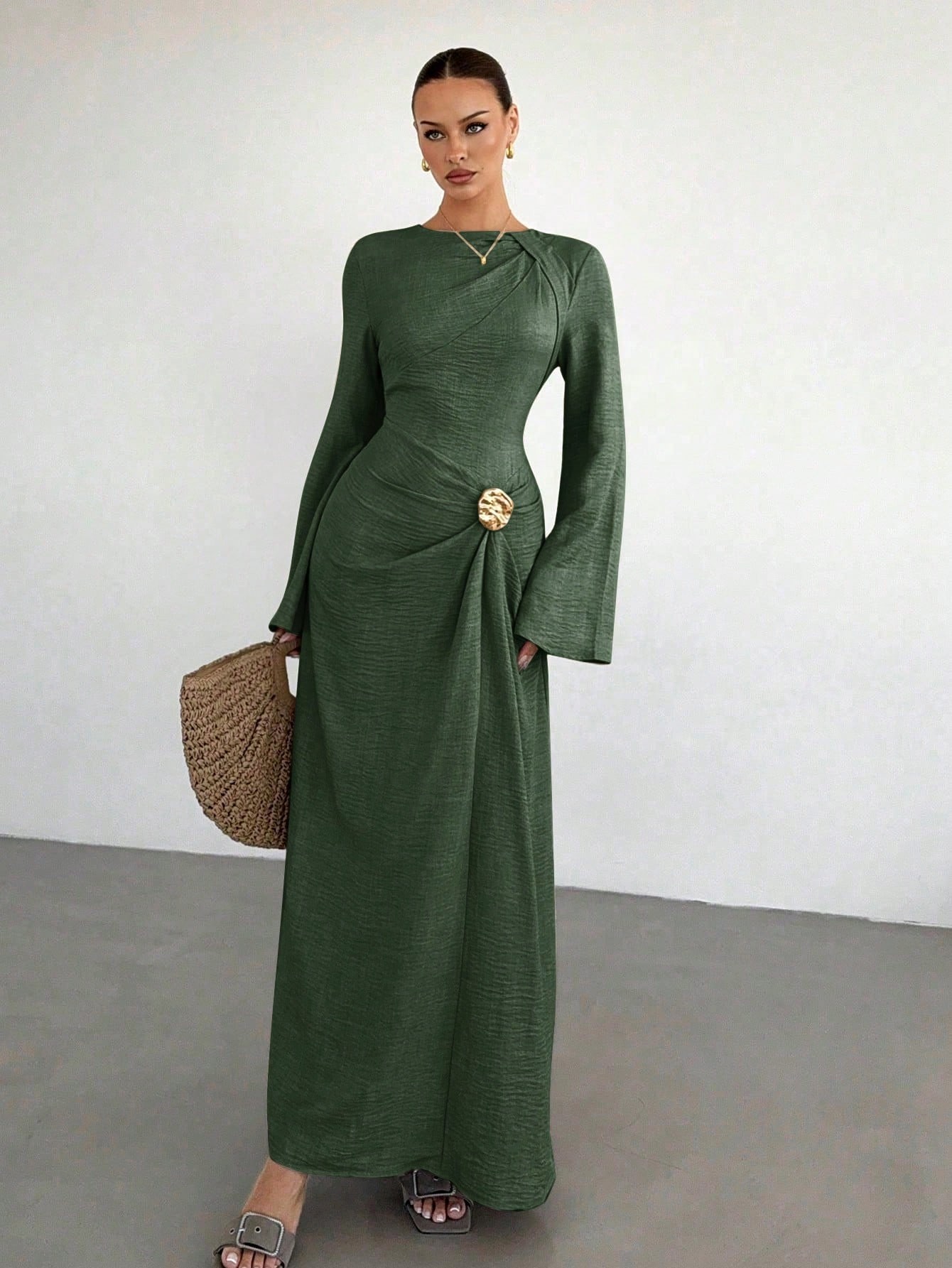 Light Luxury Crewneck Bell Sleeve Pleated Metallic Button Long Dress