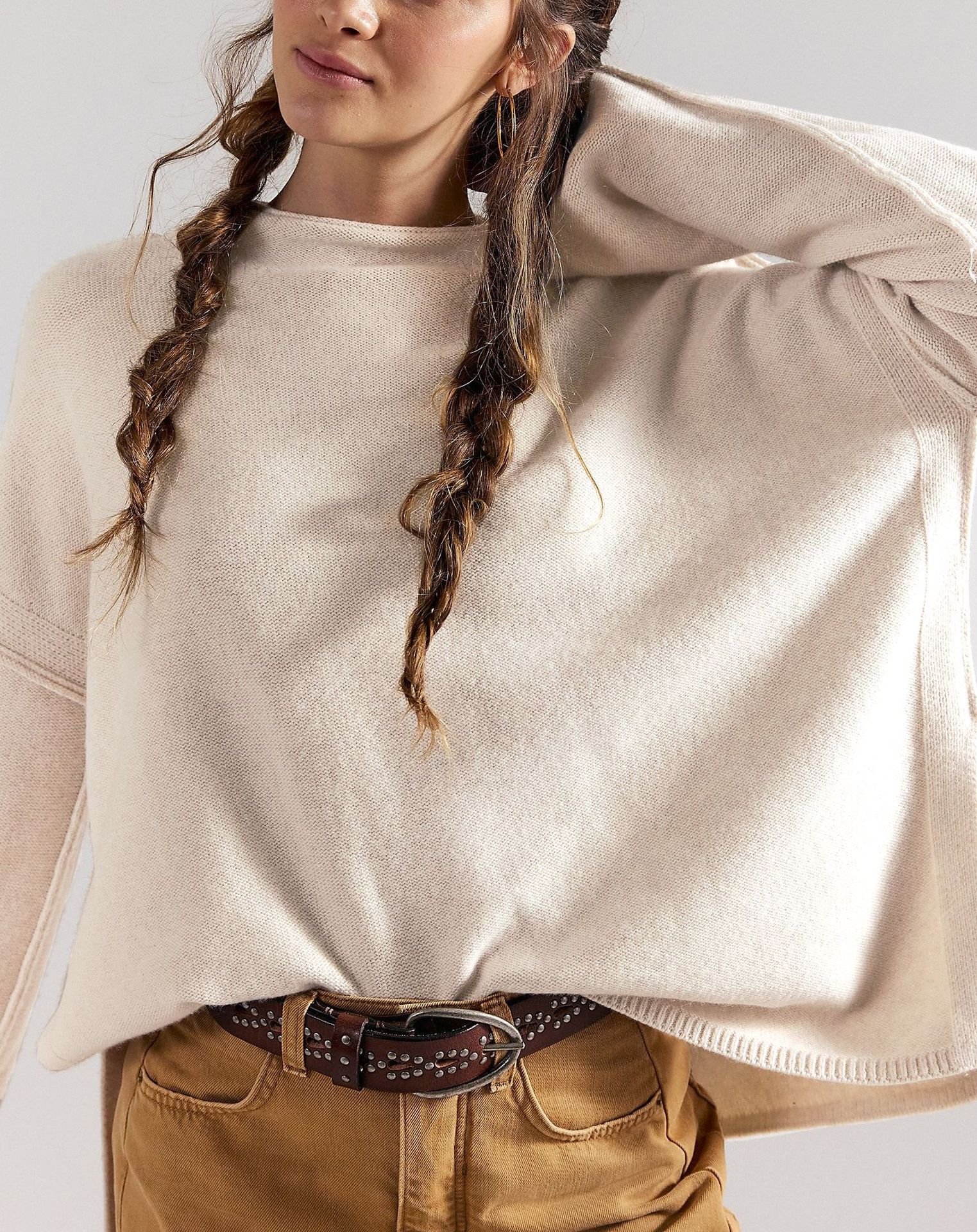 Women's Solid Color Crewneck Knit Pullover Sweater