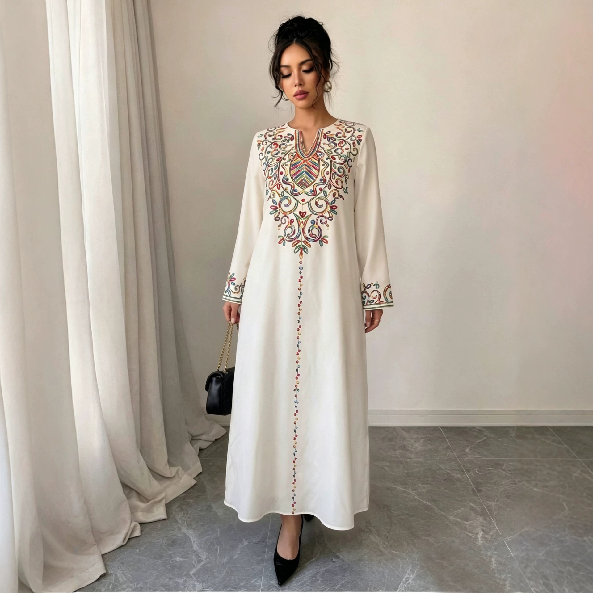 Off-White Tribal Print V-Neck Long Sleeve Loose Maxi Dress