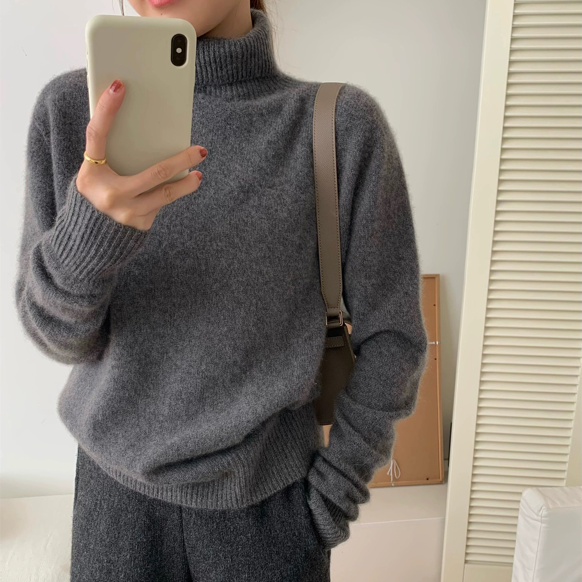 Women's Gray Turtleneck Thickened Sweater Lazy Style Solid Knit Pullover