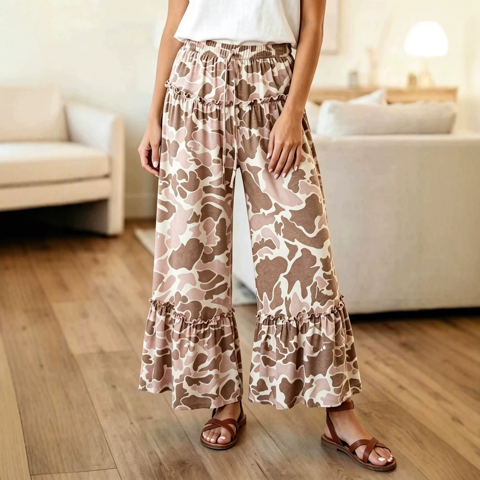 Women's Retro Camo Print Wide-Leg Pants with Elastic Drawstring Waist and Ruffle Trim