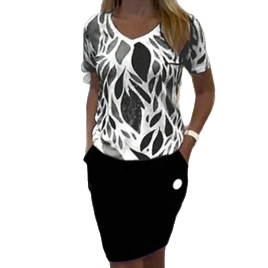 Printed Round Neck Short Sleeve Two-Piece Skirt Set with Pockets